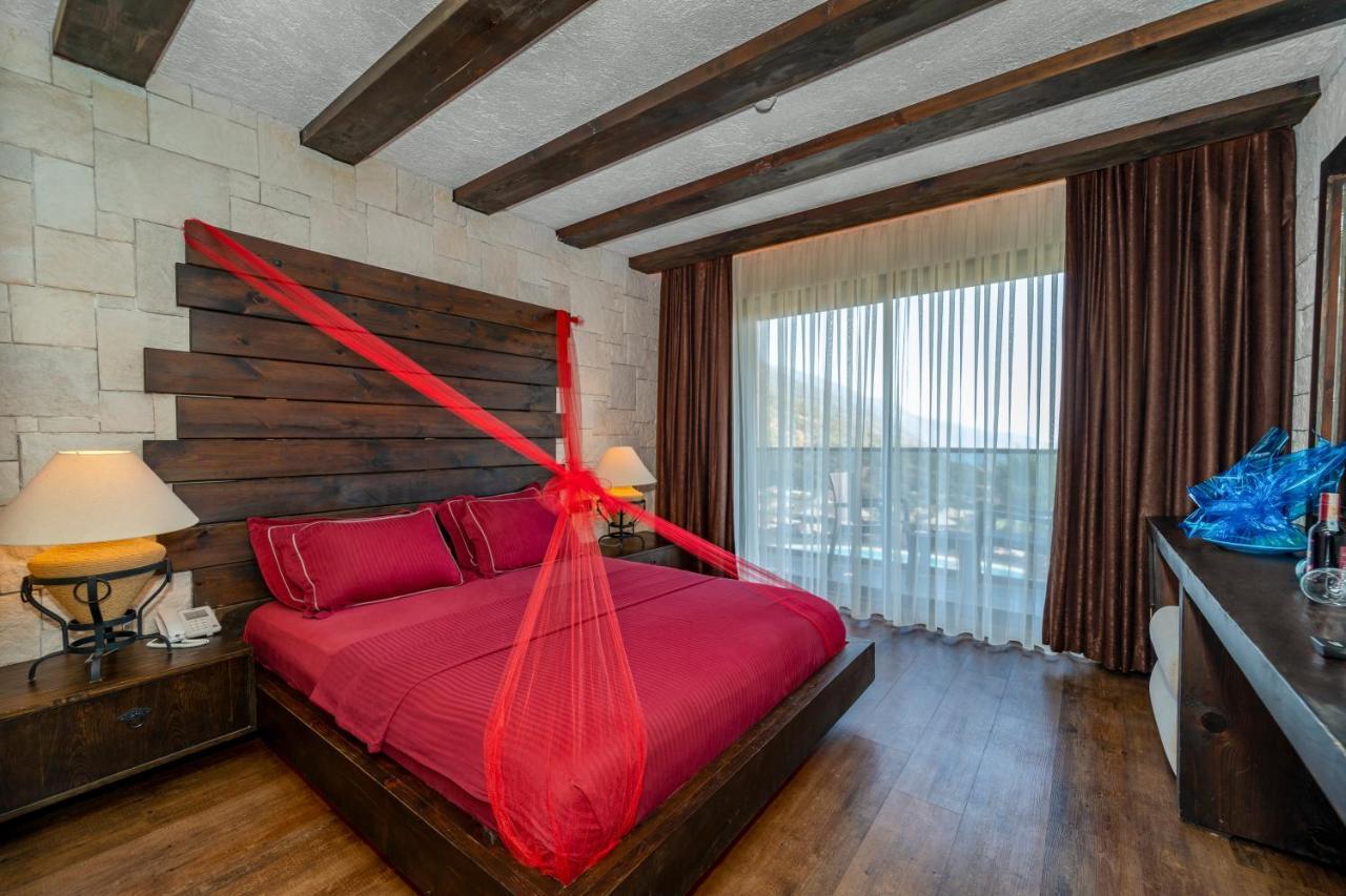 Manaspark Deluxe Hotel Öludeniz Exteriör bild